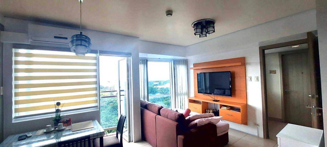 De Luxe, Standard And Studio Suites -The Breeze Residences-Close To Airport,Mall Of Asia, Us Embassy مانيلا المظهر الخارجي الصورة