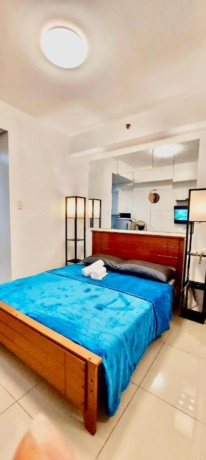 De Luxe, Standard And Studio Suites -The Breeze Residences-Close To Airport,Mall Of Asia, Us Embassy مانيلا المظهر الخارجي الصورة