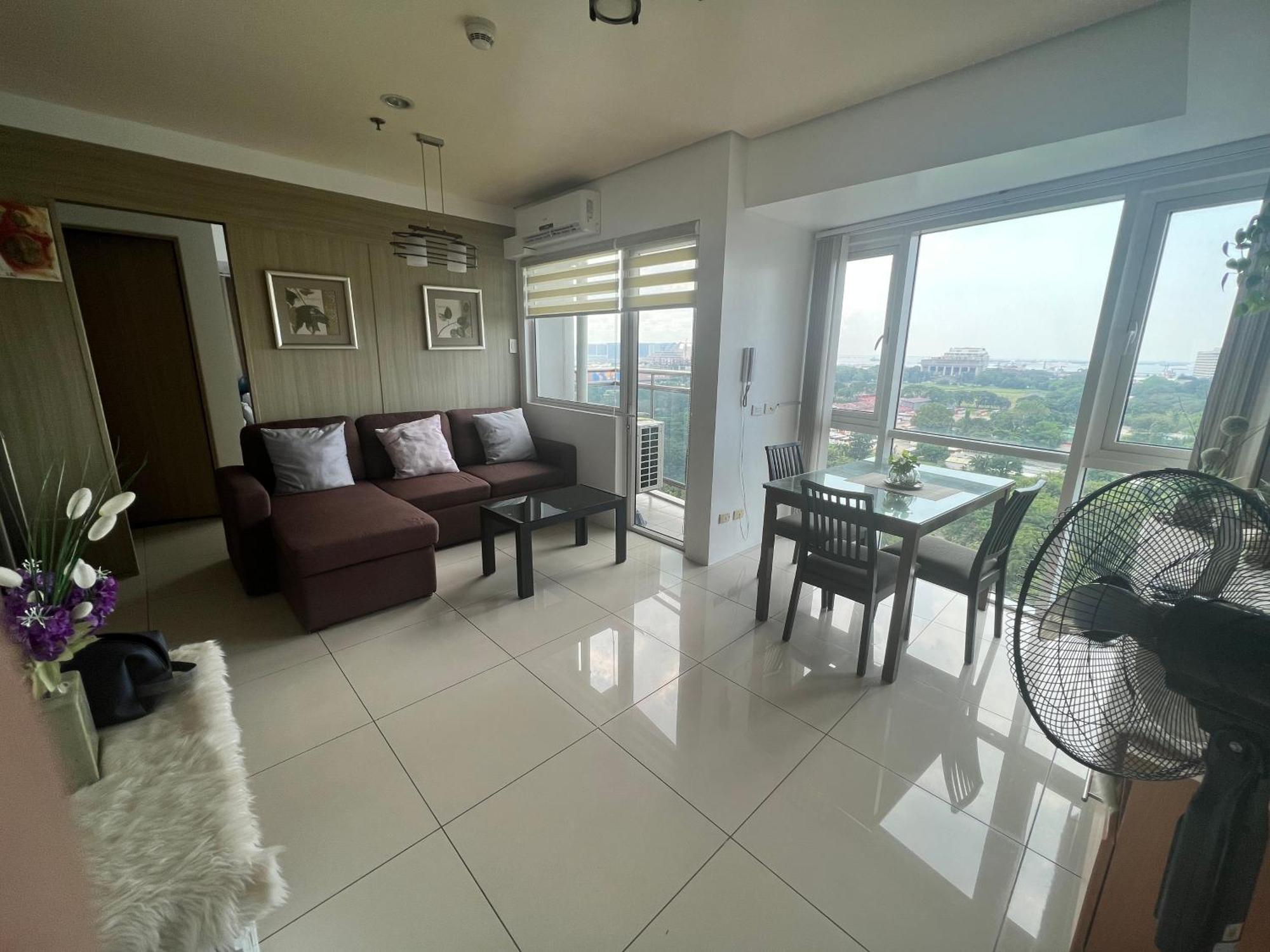 De Luxe, Standard And Studio Suites -The Breeze Residences-Close To Airport,Mall Of Asia, Us Embassy مانيلا المظهر الخارجي الصورة