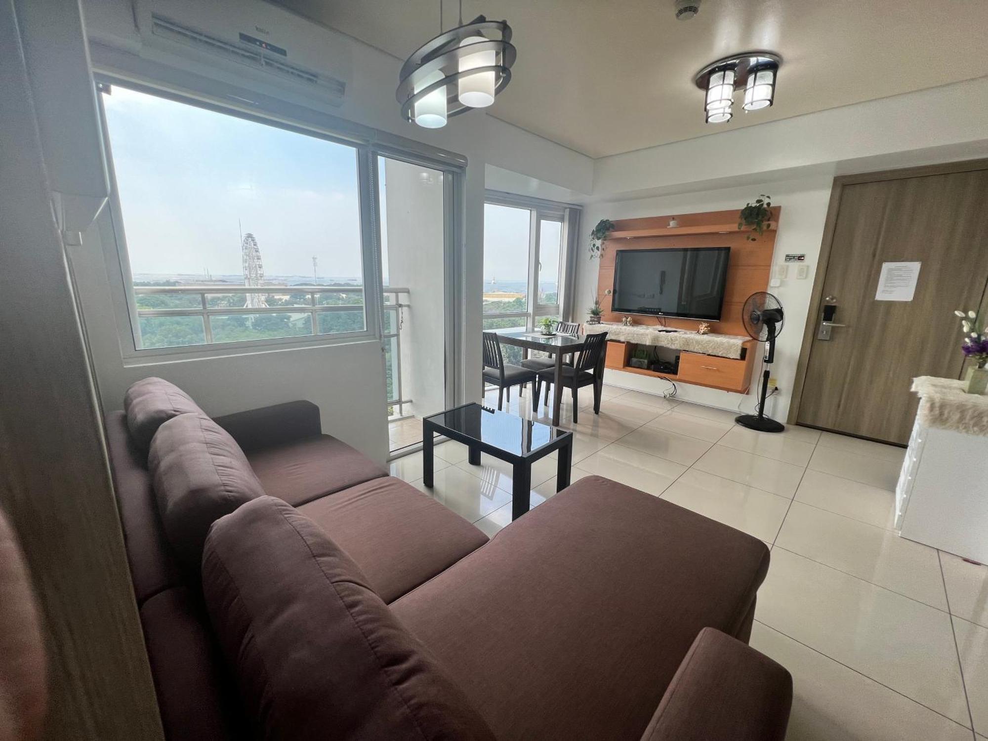 De Luxe, Standard And Studio Suites -The Breeze Residences-Close To Airport,Mall Of Asia, Us Embassy مانيلا المظهر الخارجي الصورة